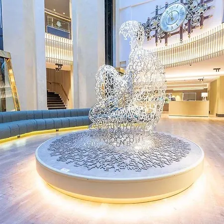 Hotel Plaza 5*